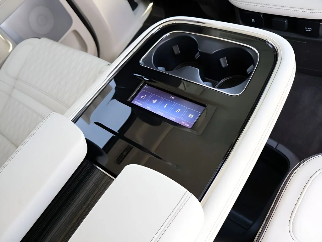 Used 2024 White Metallic Lincoln Black Label image 14