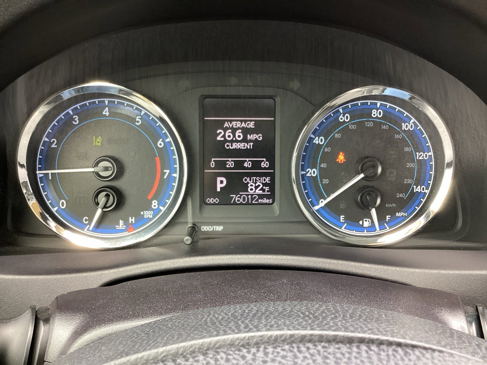 Used 2017 White Toyota LE image 21