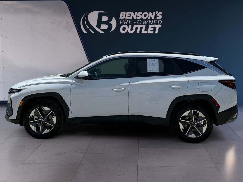 Used 2026 White Hyundai SEL image 2