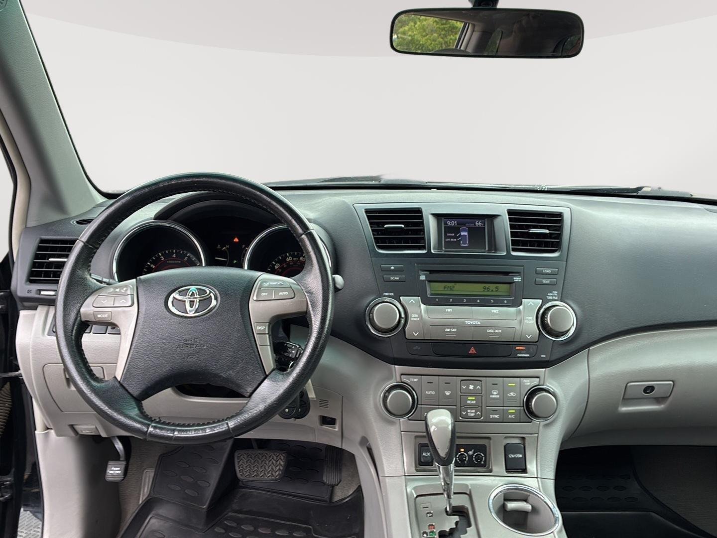 Used 2010 Black Toyota SE image 7
