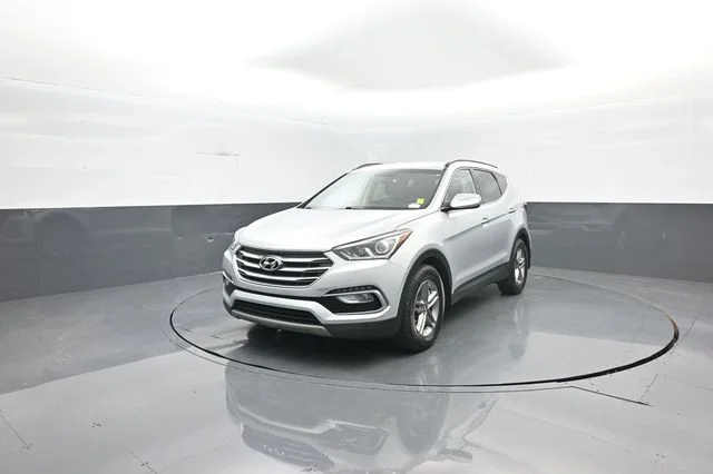Used 2018 Sparkling Silver Hyundai 2.4 Base image 4