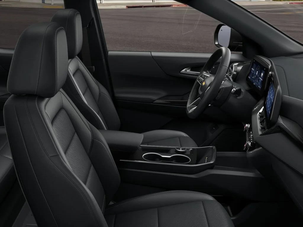 2027 Chevrolet Equinox LT - Photo 11