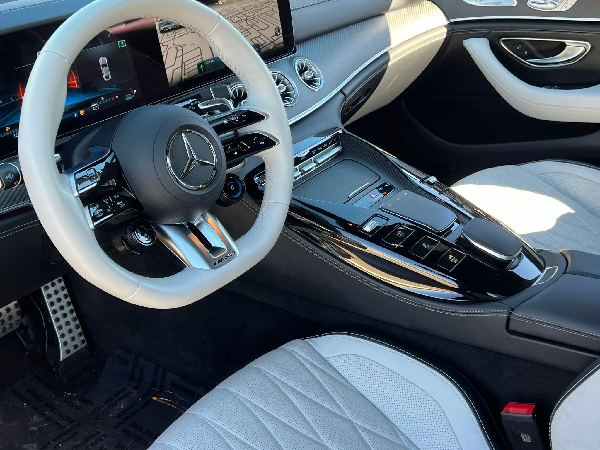Used 2024 Orange Mercedes-Benz Base image 4