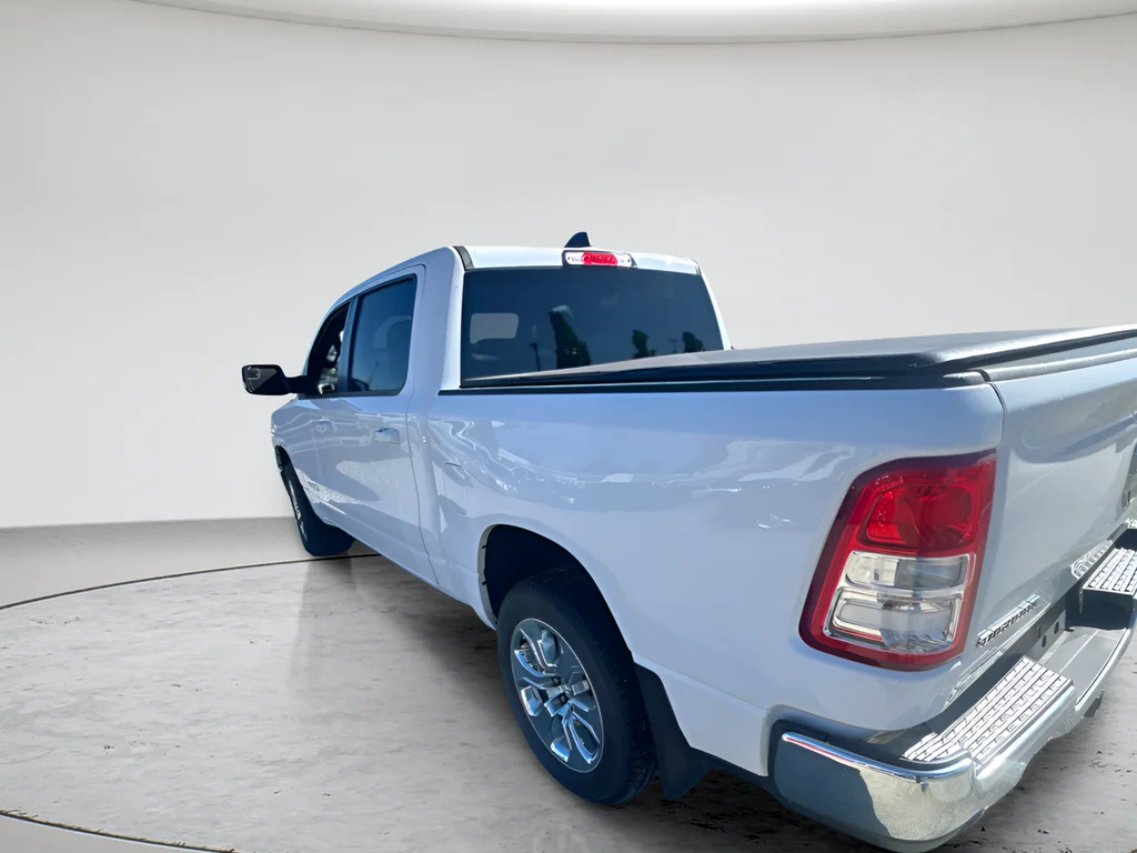 Used 2022 White Ram Big Horn/Lone Star image 7