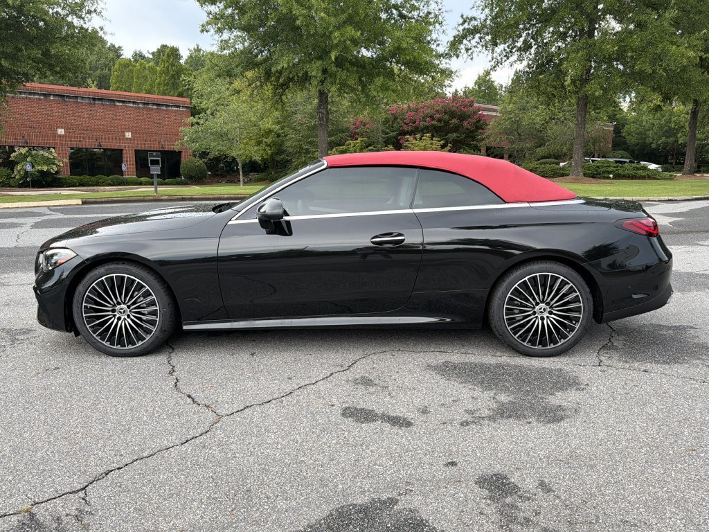 New 2026 Obsidian Black Metallic Mercedes-Benz CLE 300 image 42