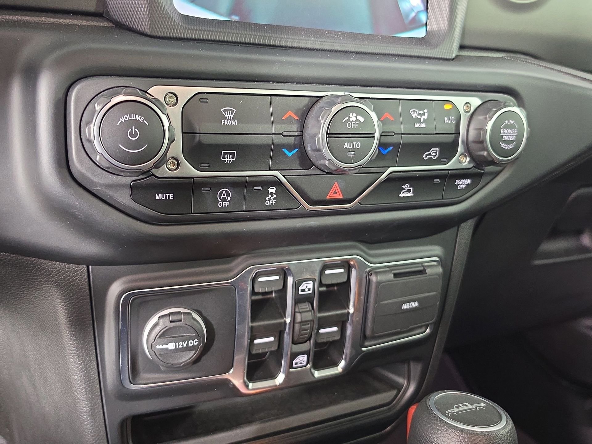 2023 Jeep Gladiator Sport S - Photo 28