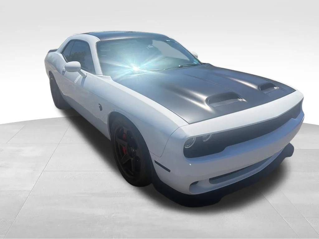Used 2022 White Dodge SRT Hellcat image 3