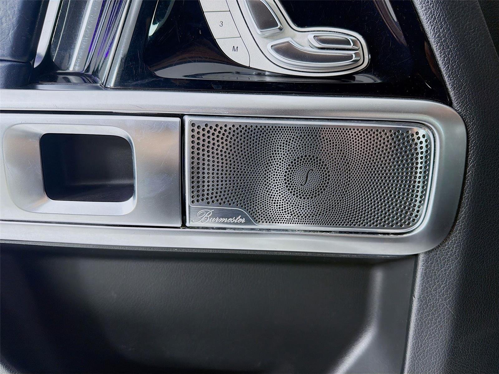 Used 2019 Polar White Mercedes-Benz G 550 image 9