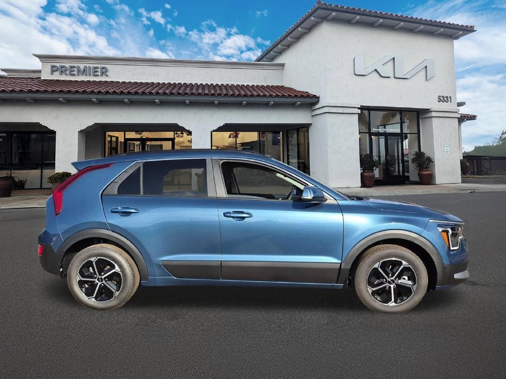 New 2026 Mineral Blue Kia EX image 9