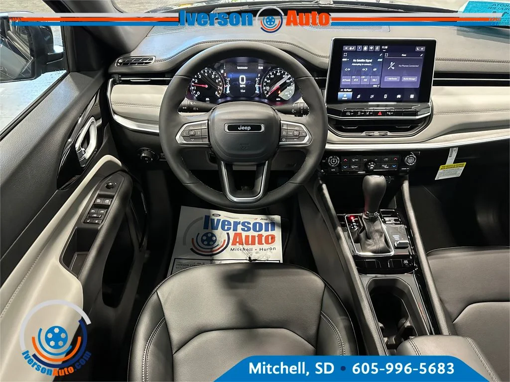 New 2026 Fathom Blue Pearl-Coat Exterior Paint Jeep Limited image 25