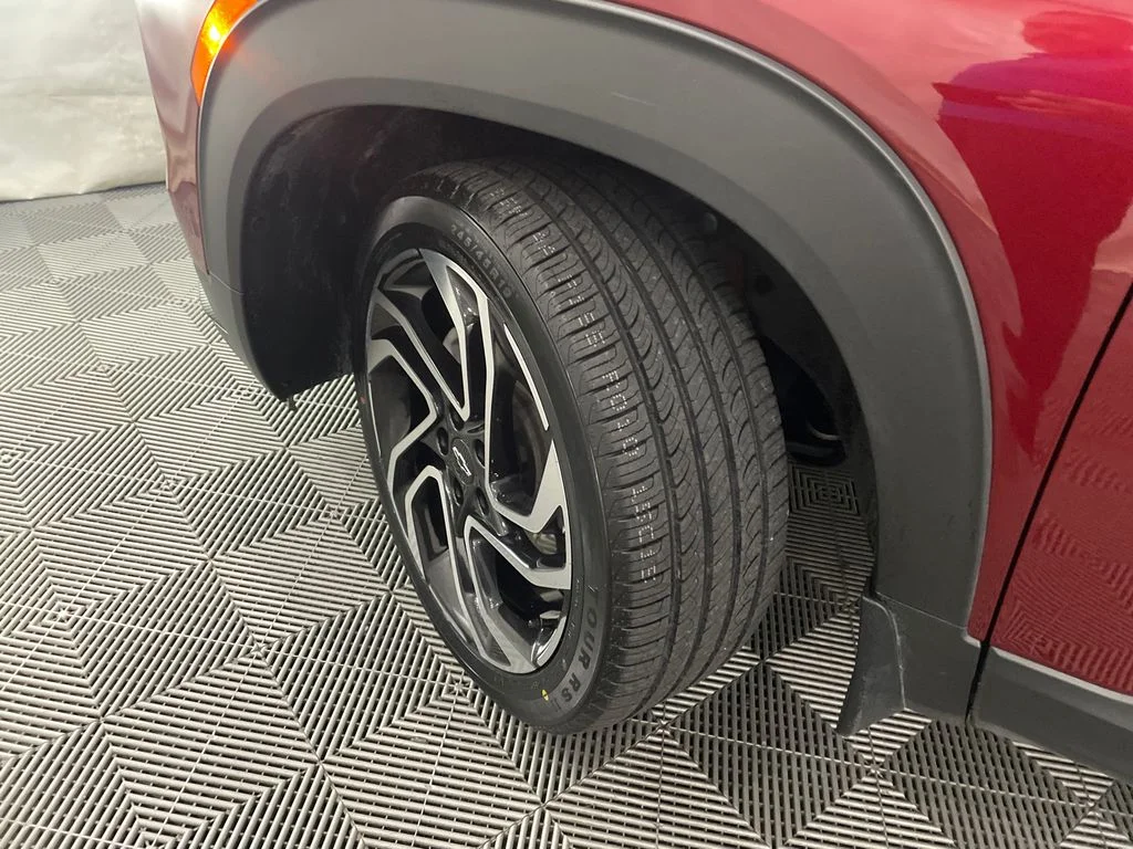 Certified Used 2025 Crimson Metallic Chevrolet RS image 30