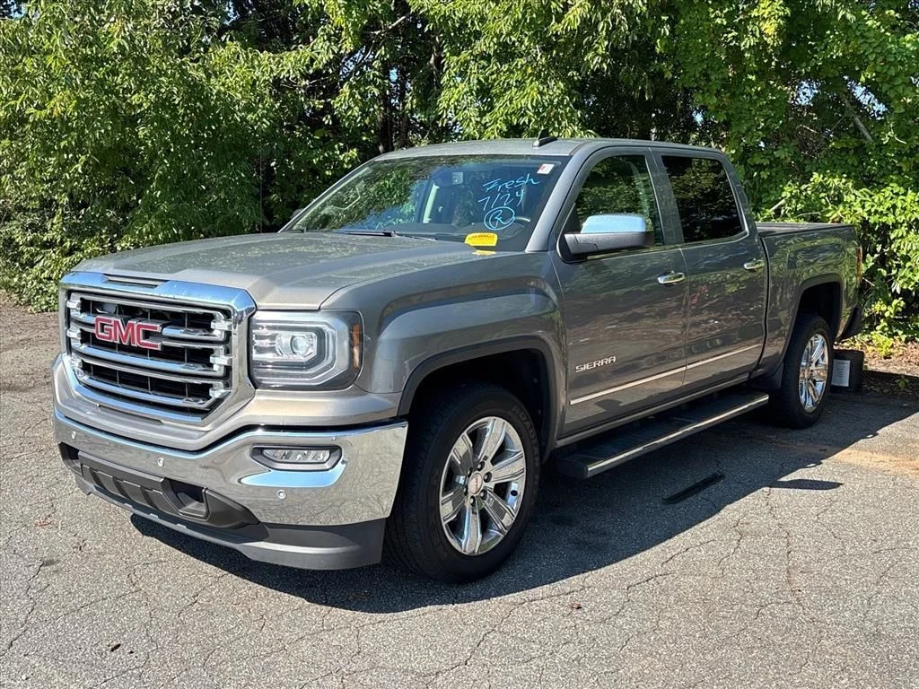 Used 2017 Gray GMC SLT image 2