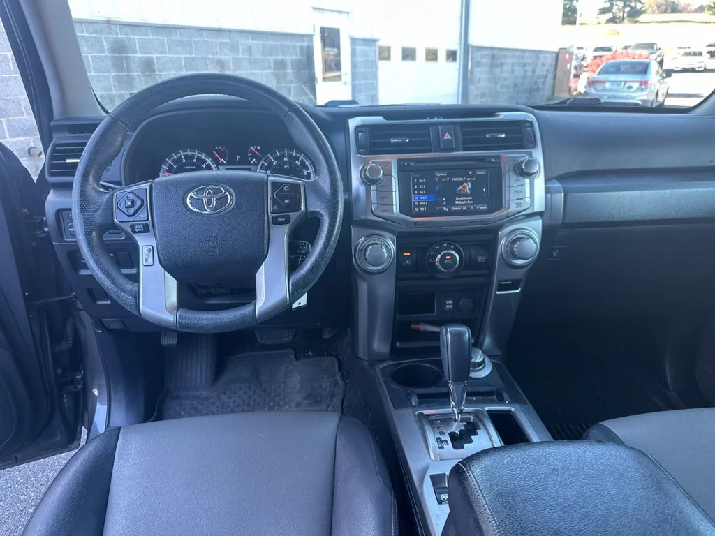 Used 2018 Magnetic Gray Metallic Toyota SR5 Premium image 16