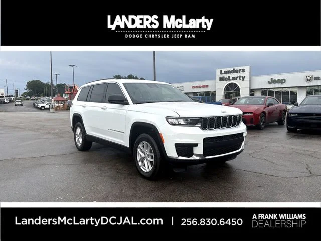 New 2026 Bright White Clear-Coat Exterior Paint Jeep Laredo image 1