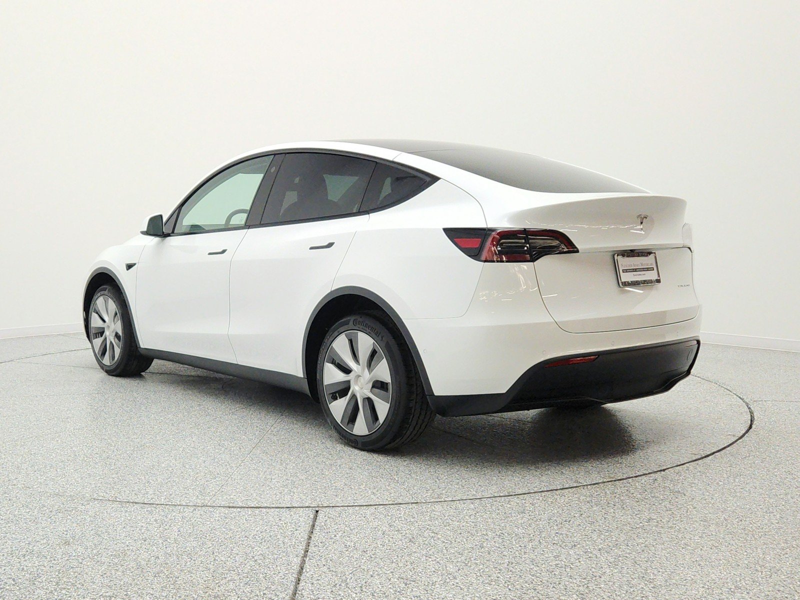 Used 2022 Pearl White Multi-Coat Tesla Long Range AWD image 7