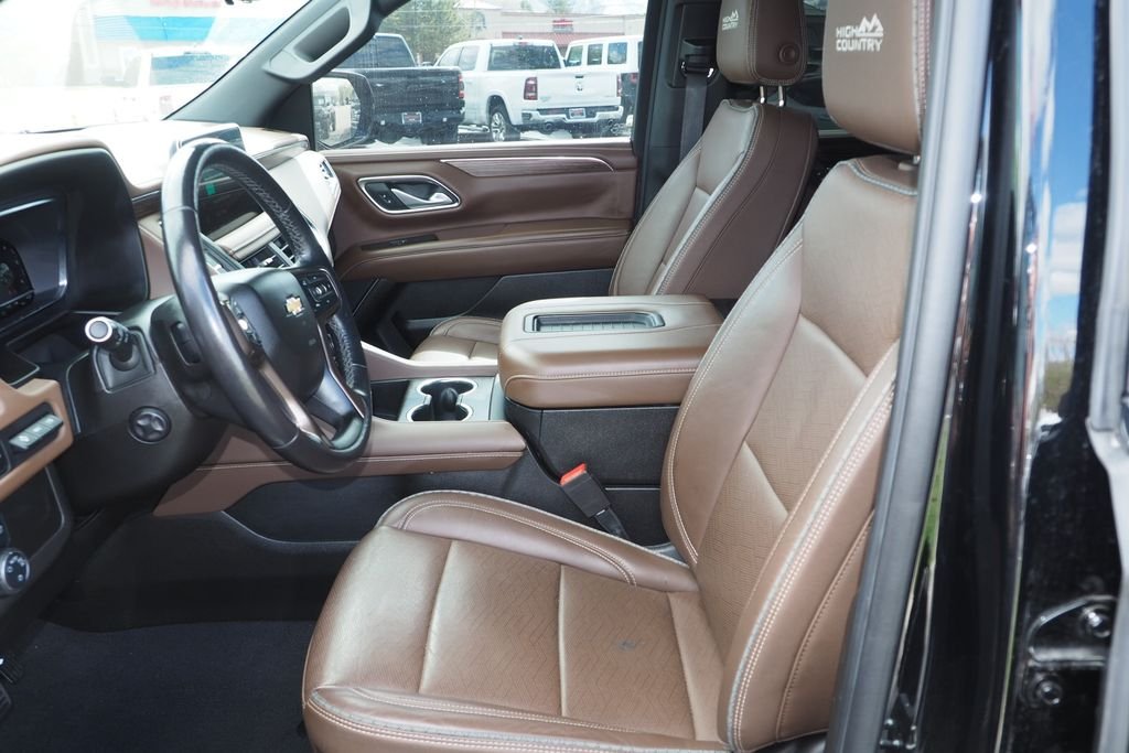 Used 2022 Black Chevrolet High Country image 14