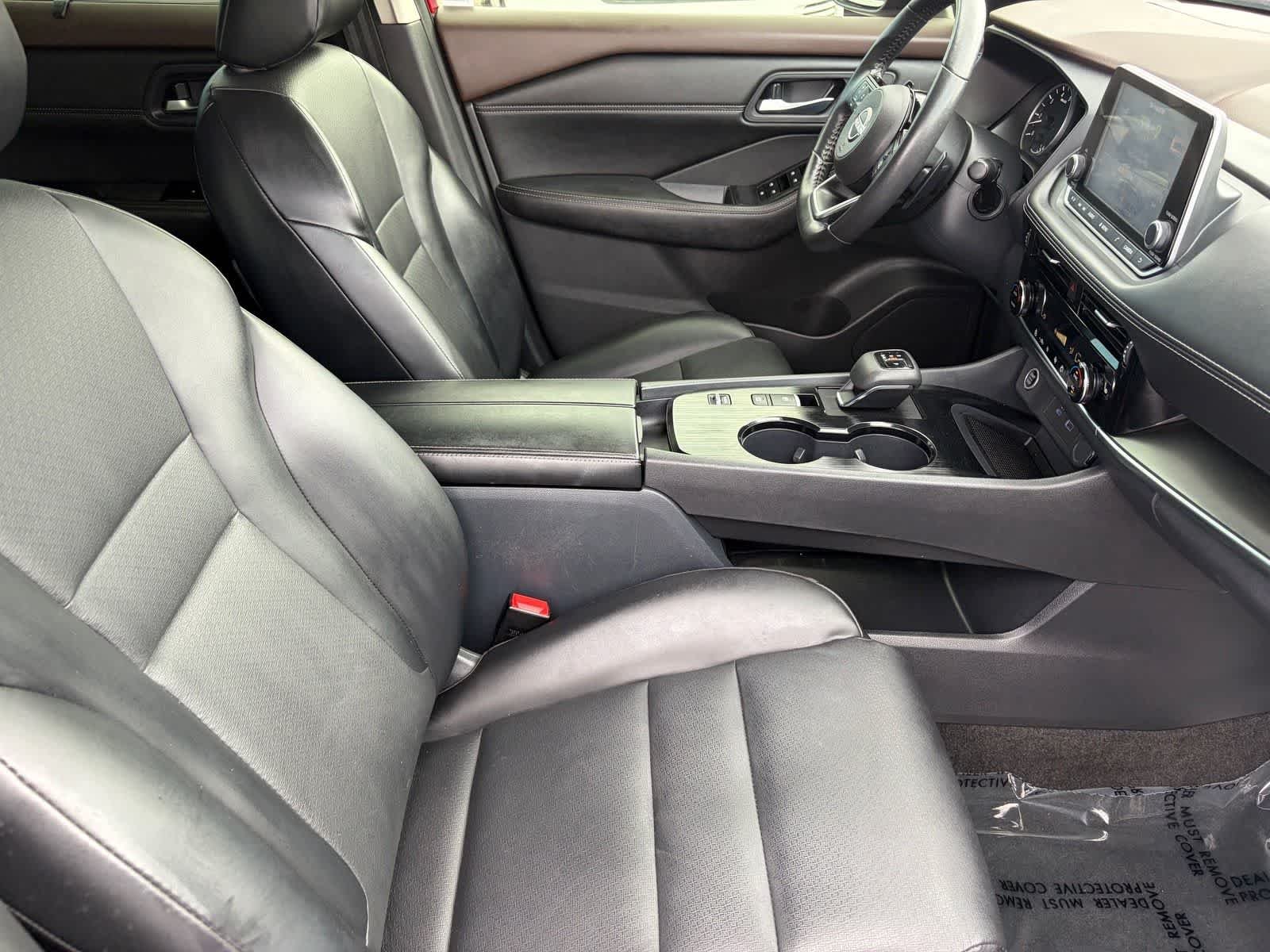 Certified Used 2023 Scarlet Ember Tintcoat Nissan SV image 10