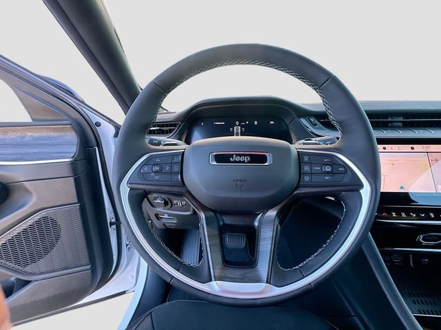 New 2026 White Jeep Altitude image 11