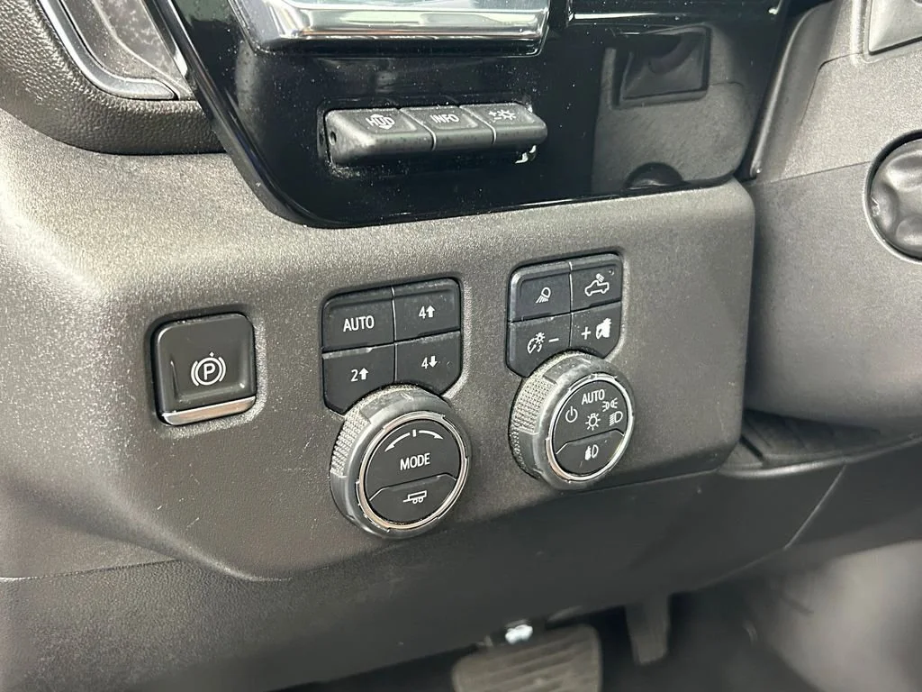 2023 Chevrolet Silverado 1500 High Country - Photo 17