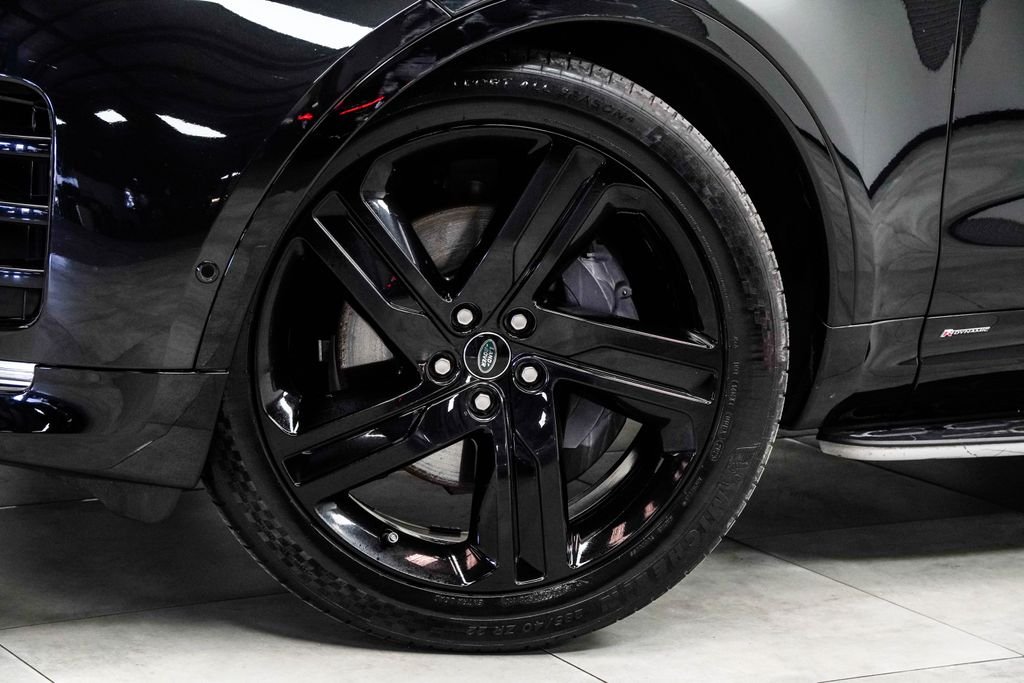 Used 2022 Black Land Rover HSE R-Dynamic image 5