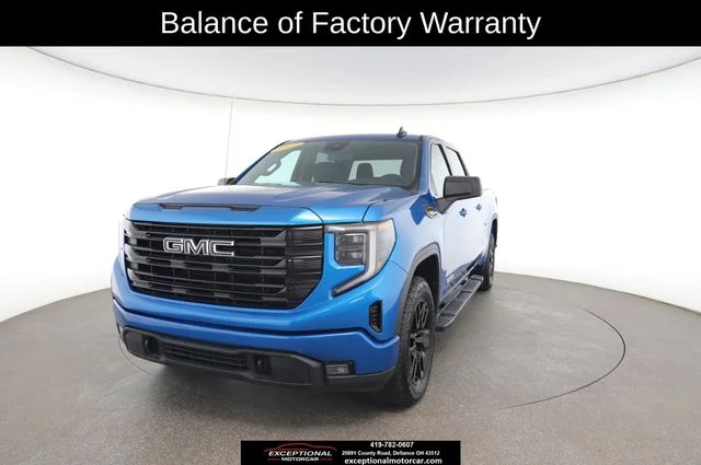Used 2023 Blue GMC Elevation image 1