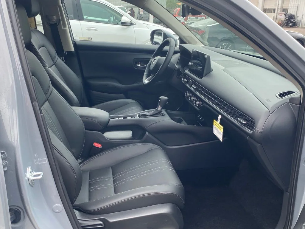 2026 Honda HR-V EX-L - Photo 17
