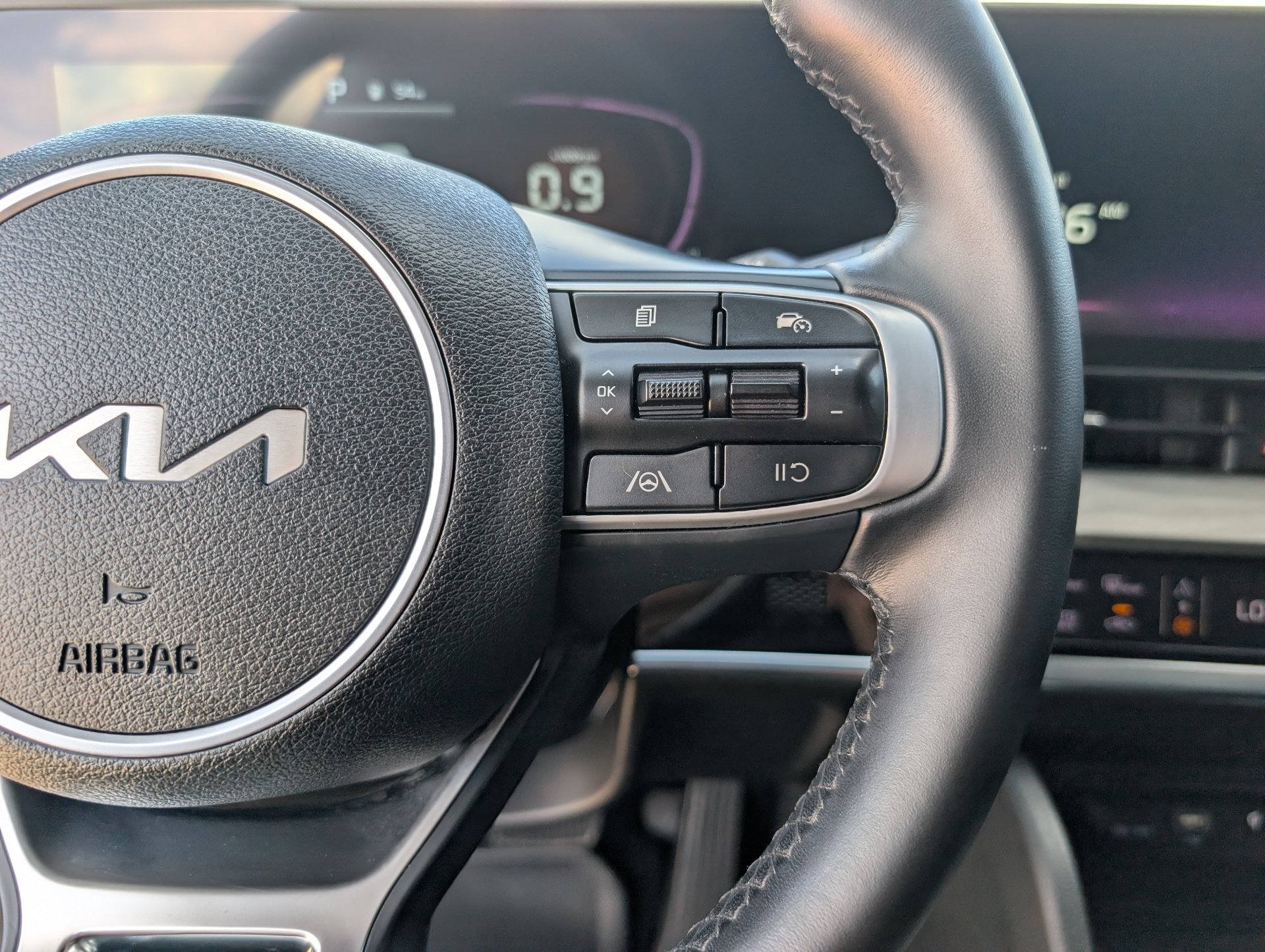 Used 2023 Blue Kia X-Line image 14
