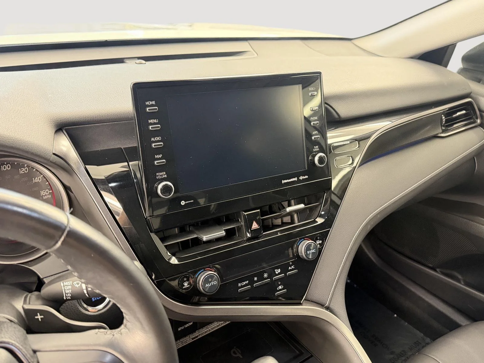 Used 2021 Wind Chill Pearl Toyota XSE image 10