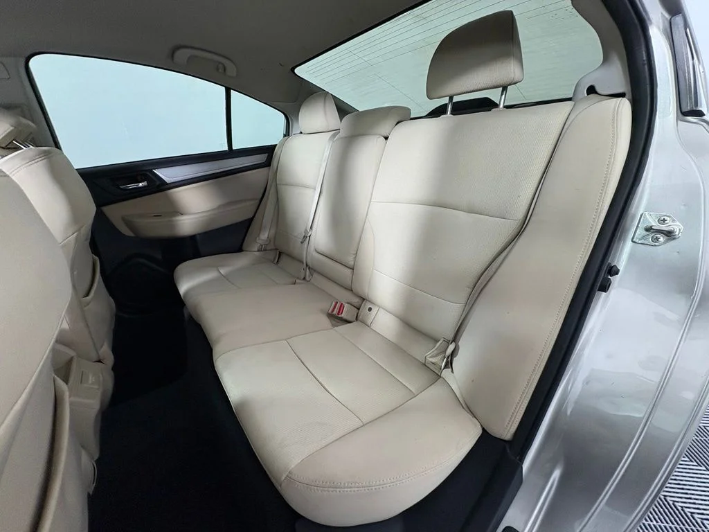 Used 2018 Gray Subaru 2.5i image 19