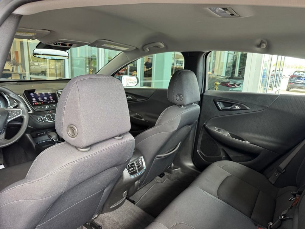 Used 2025 Lakeshore Blue Metallic Chevrolet 1LT image 20