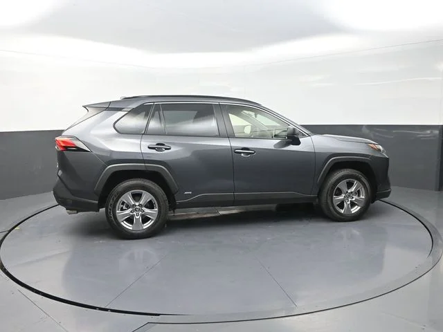 Used 2025 Gray Toyota LE image 9