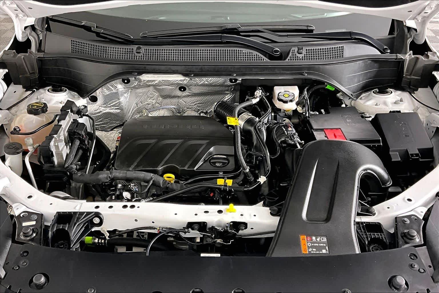 Used 2026 Summit White Chevrolet 2RS image 29
