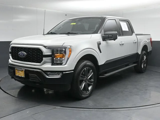 Certified Used 2023 Avalanche Ford XLT image 3