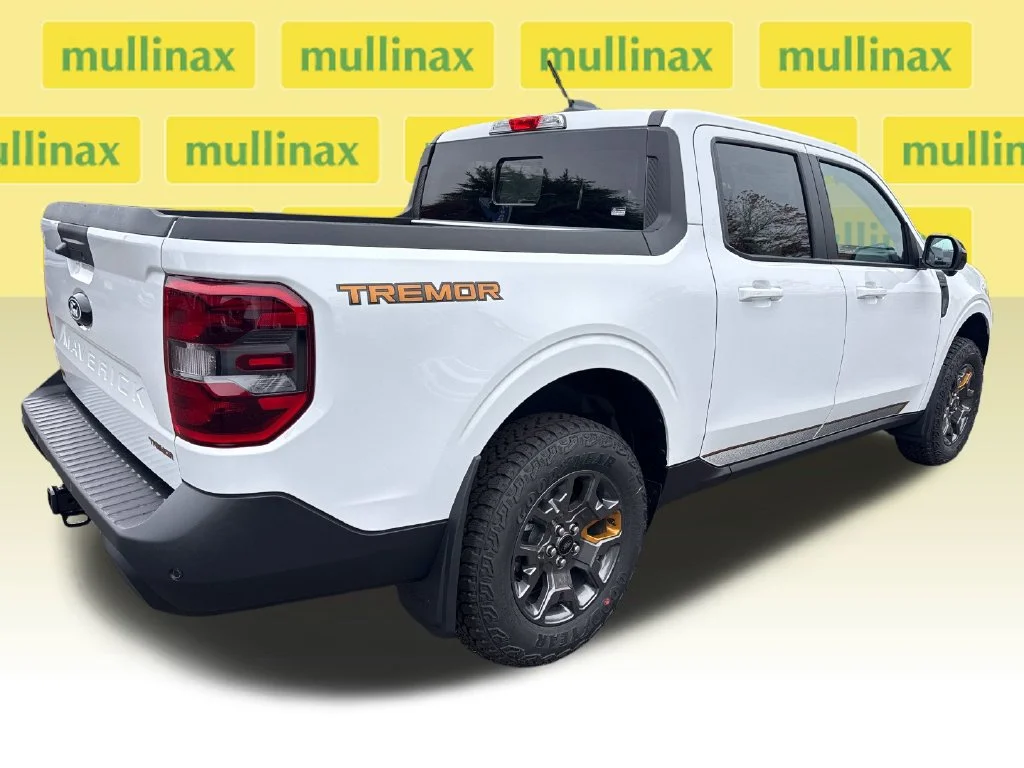 New 2026 White Ford Tremor image 3