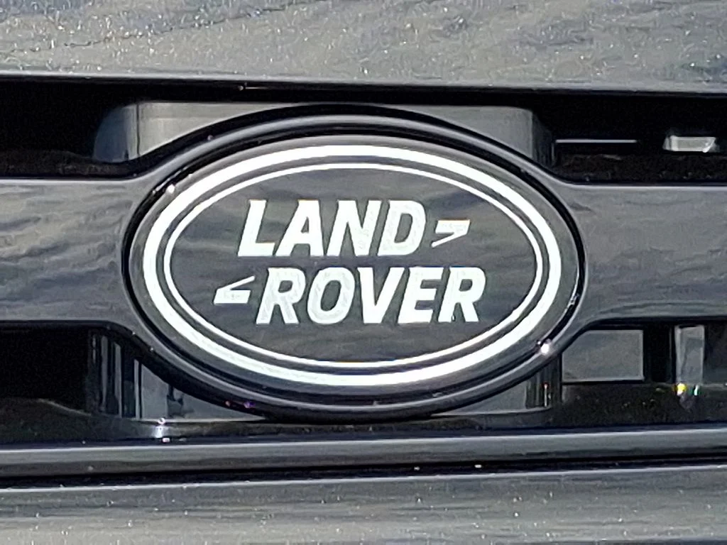 New 2026 Santorini Black Land Rover S image 19
