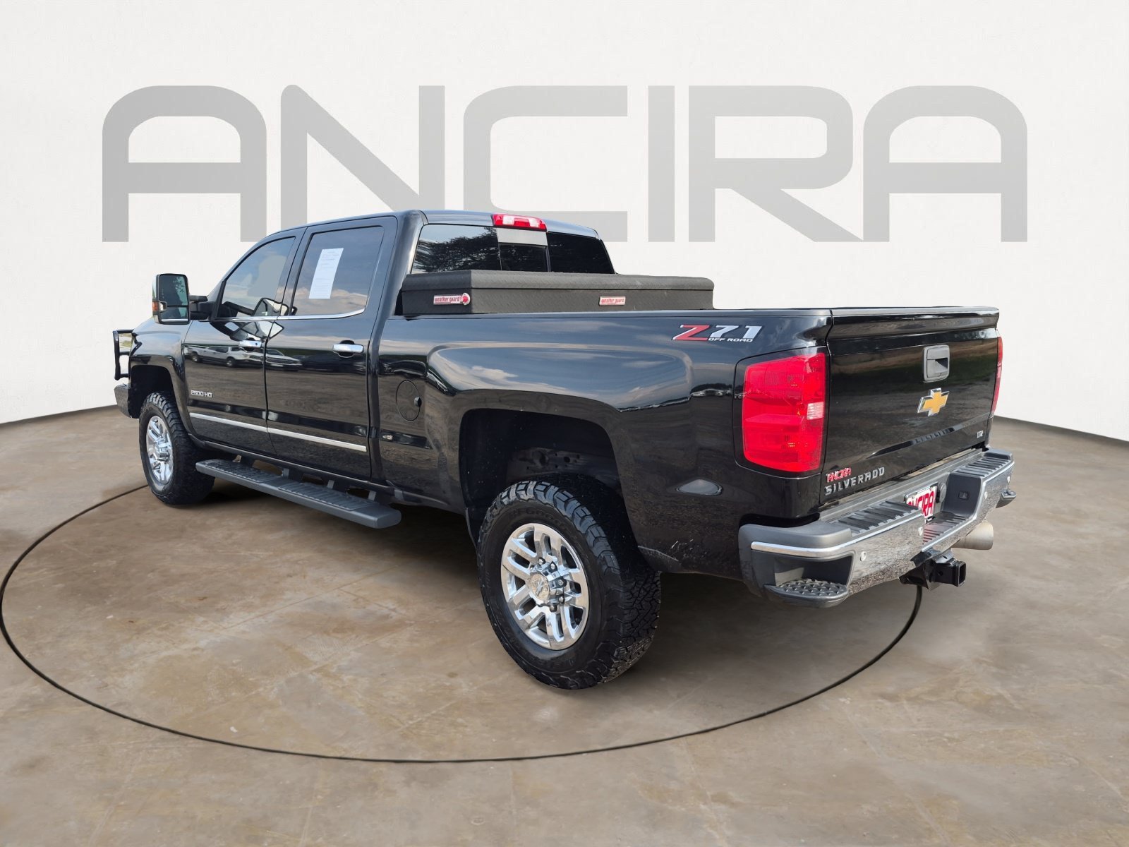 Used 2019 BLACK Chevrolet LTZ image 8