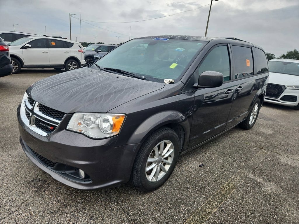 Used 2020 Gray Dodge SE Plus image 12