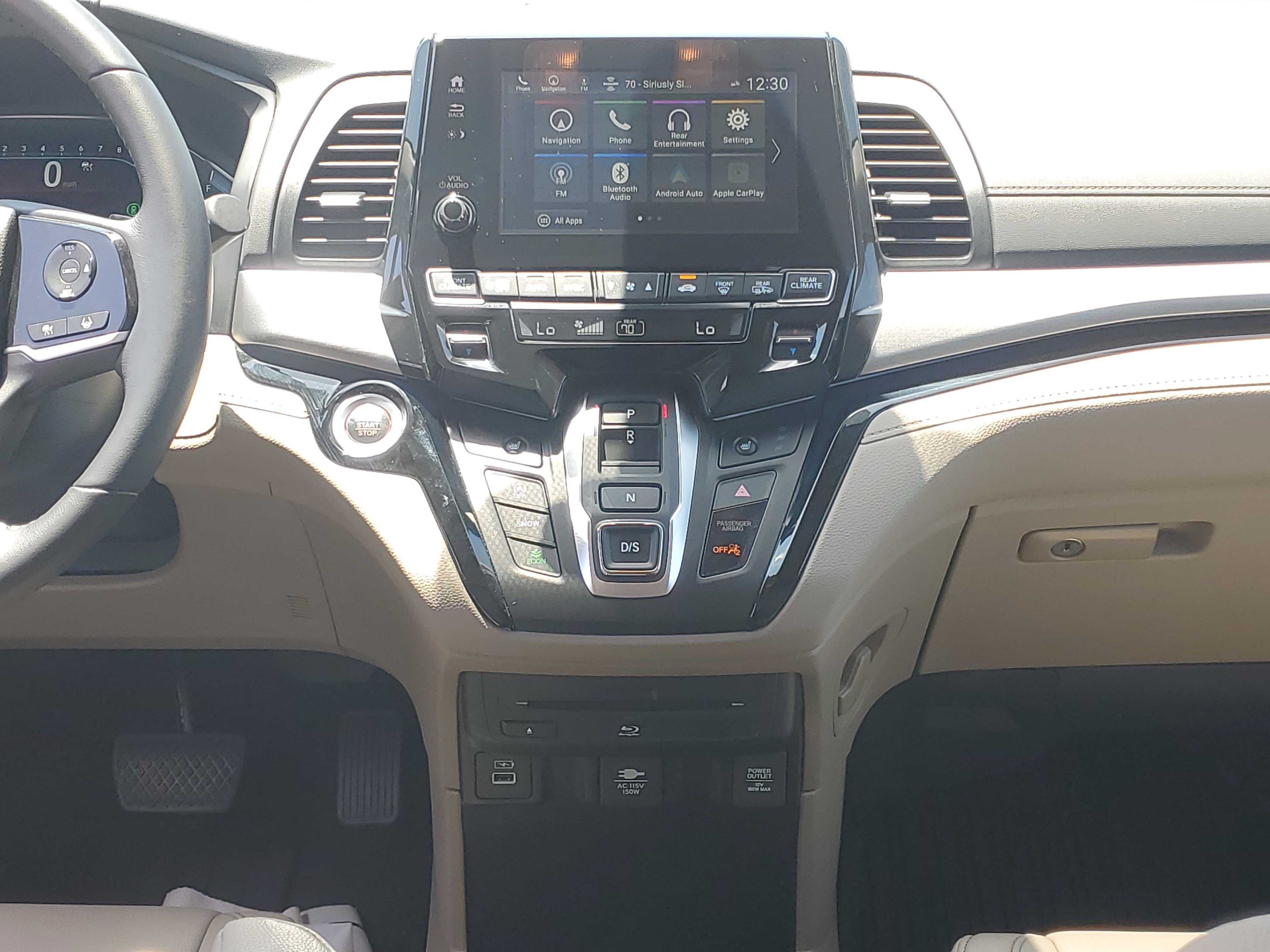 Used 2023  Honda Touring image 17