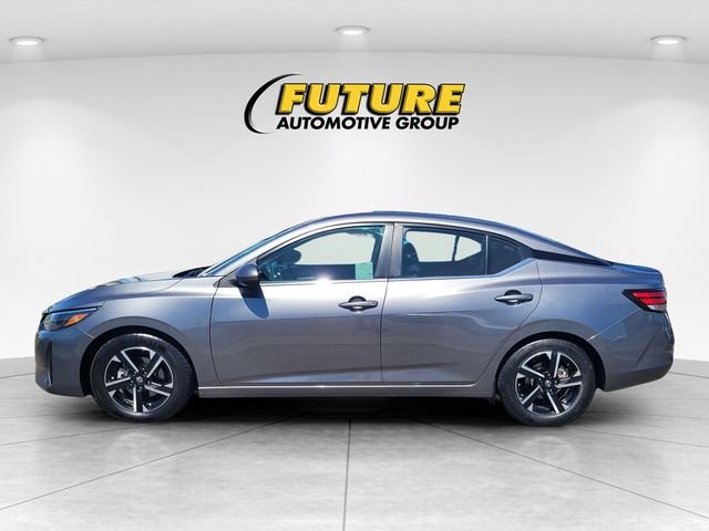 Used 2024 Gray Nissan SV image 6