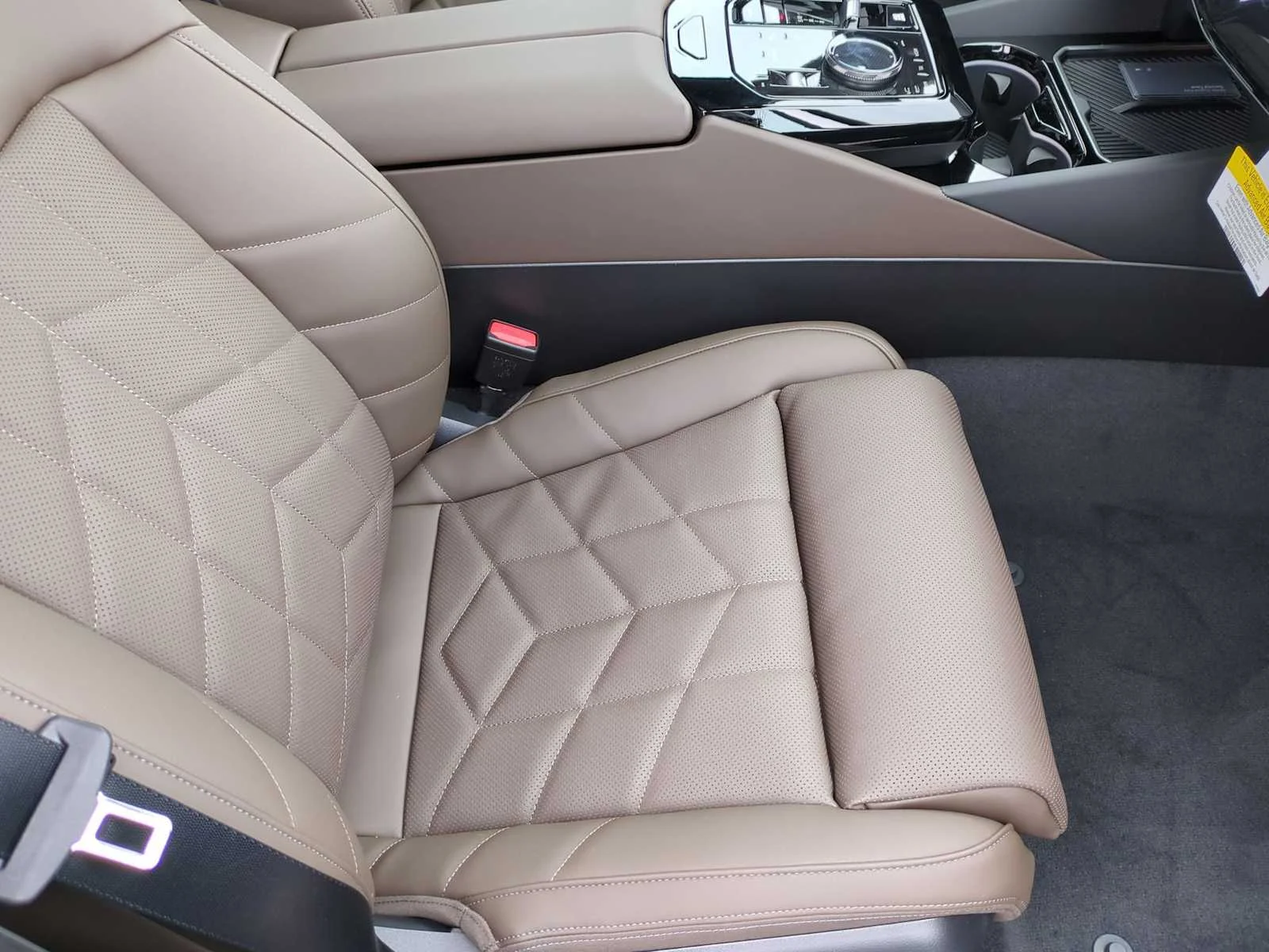 New 2026 Phytonic Blue Metallic BMW 530i xDrive image 23