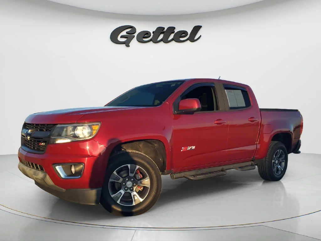 Used 2017 CAJUN RED TINTCOAT Chevrolet 4WD Z71 image 1