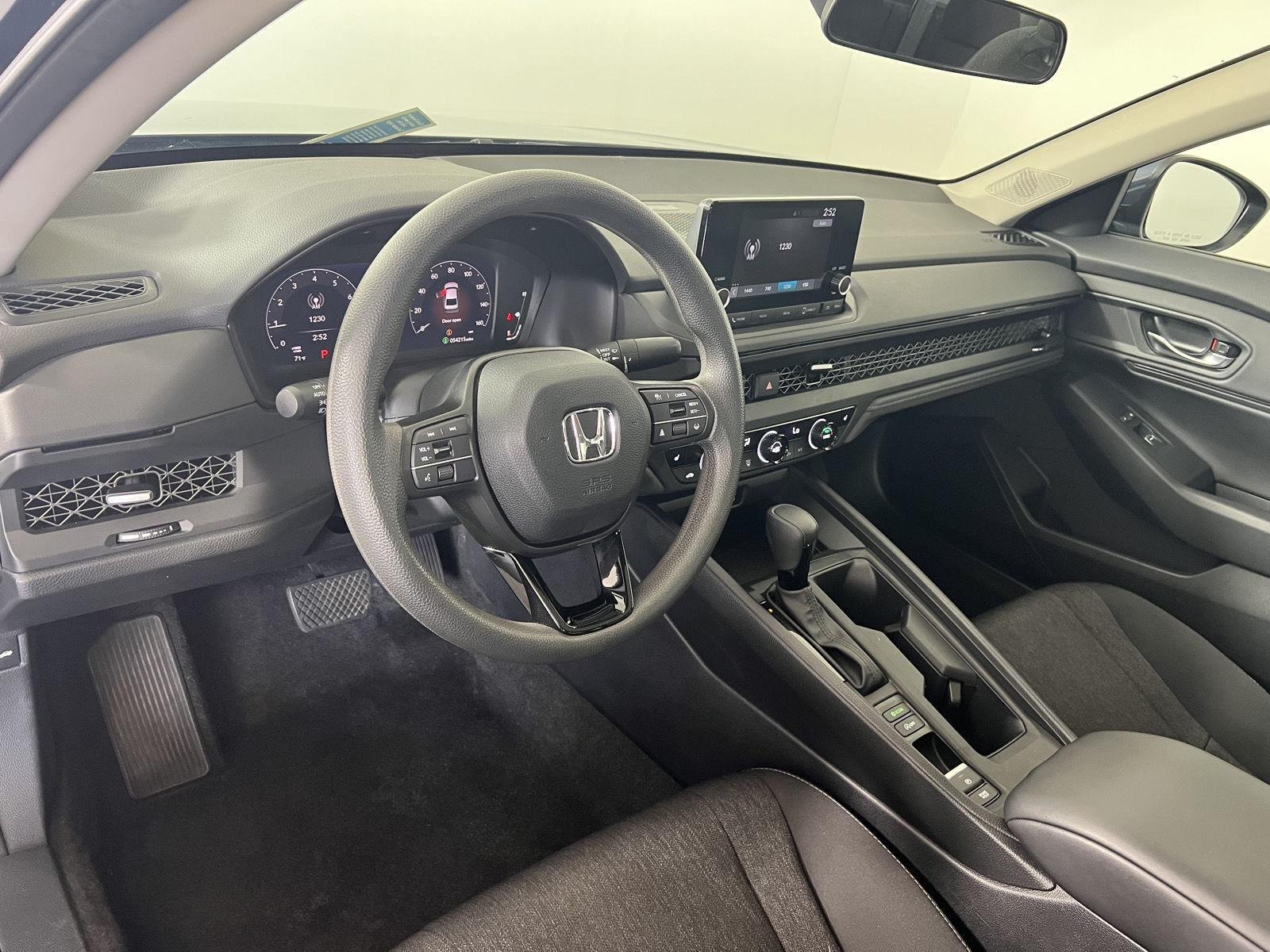 Used 2023 Canyon River Blue Metallic Honda EX image 9