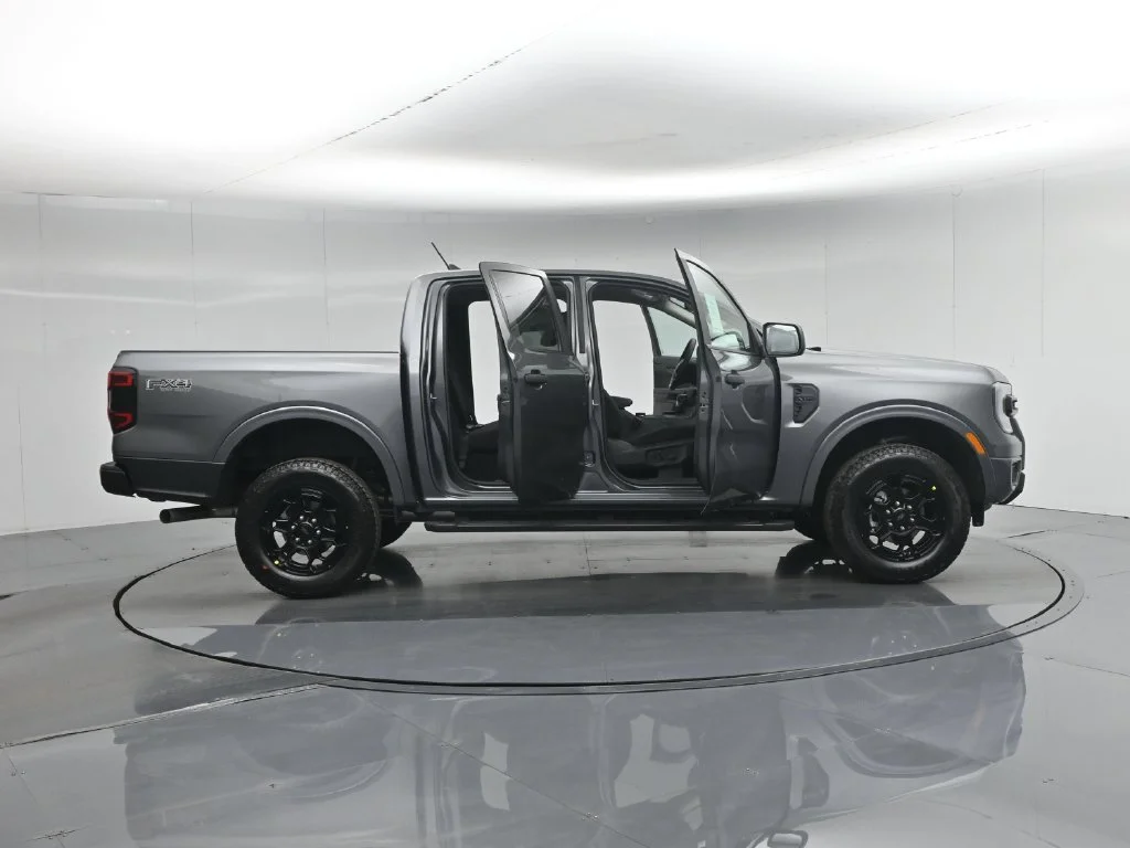New 2026 Carbonized Gray Metallic Ford XLT image 4