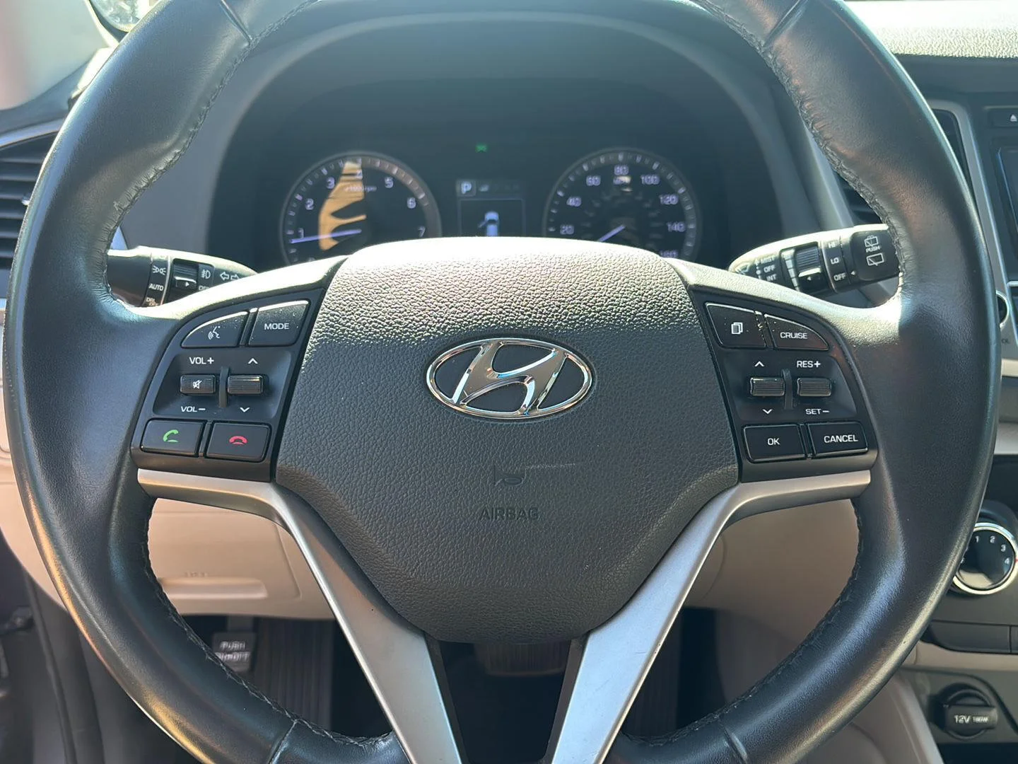 Used 2016 Coliseum Grey Hyundai Sport image 9