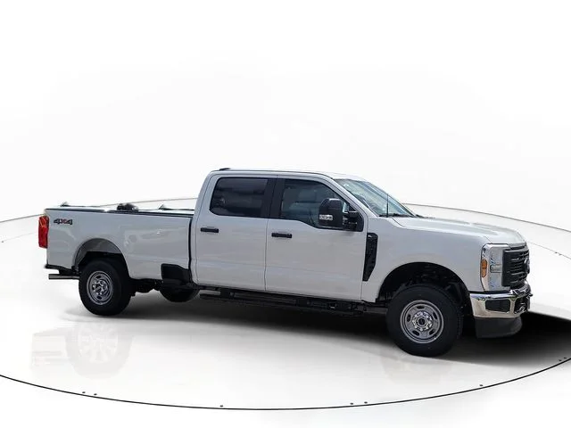 New 2027 Oxford White Ford XL image 4