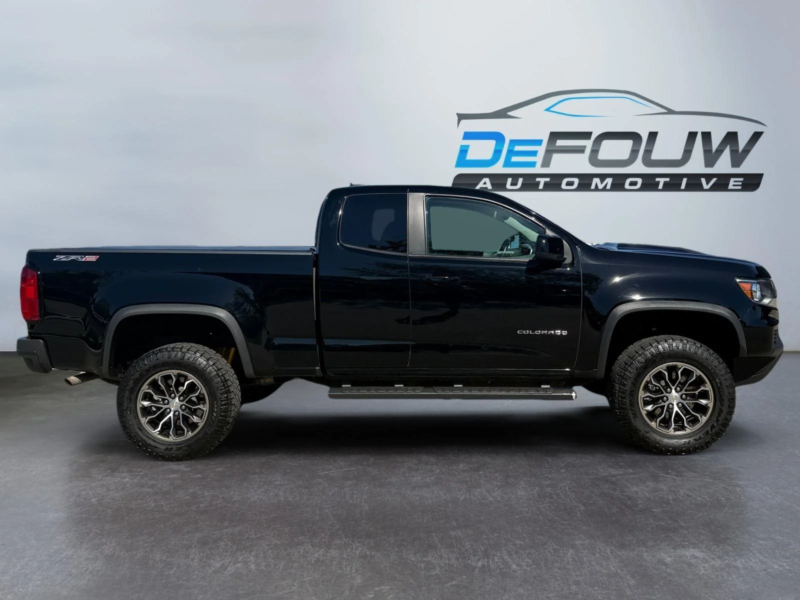 Used 2022 Black Chevrolet 4WD ZR2 image 2