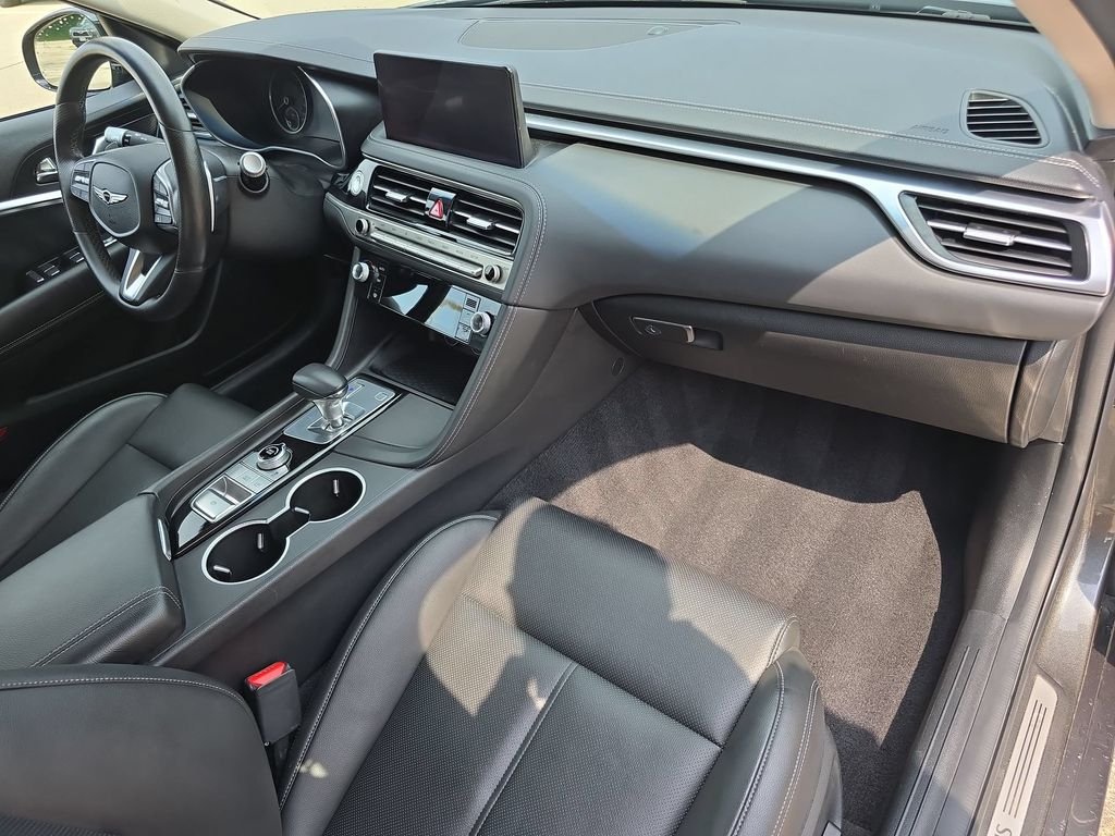 2025 GENESIS G70 Standard - Photo 39