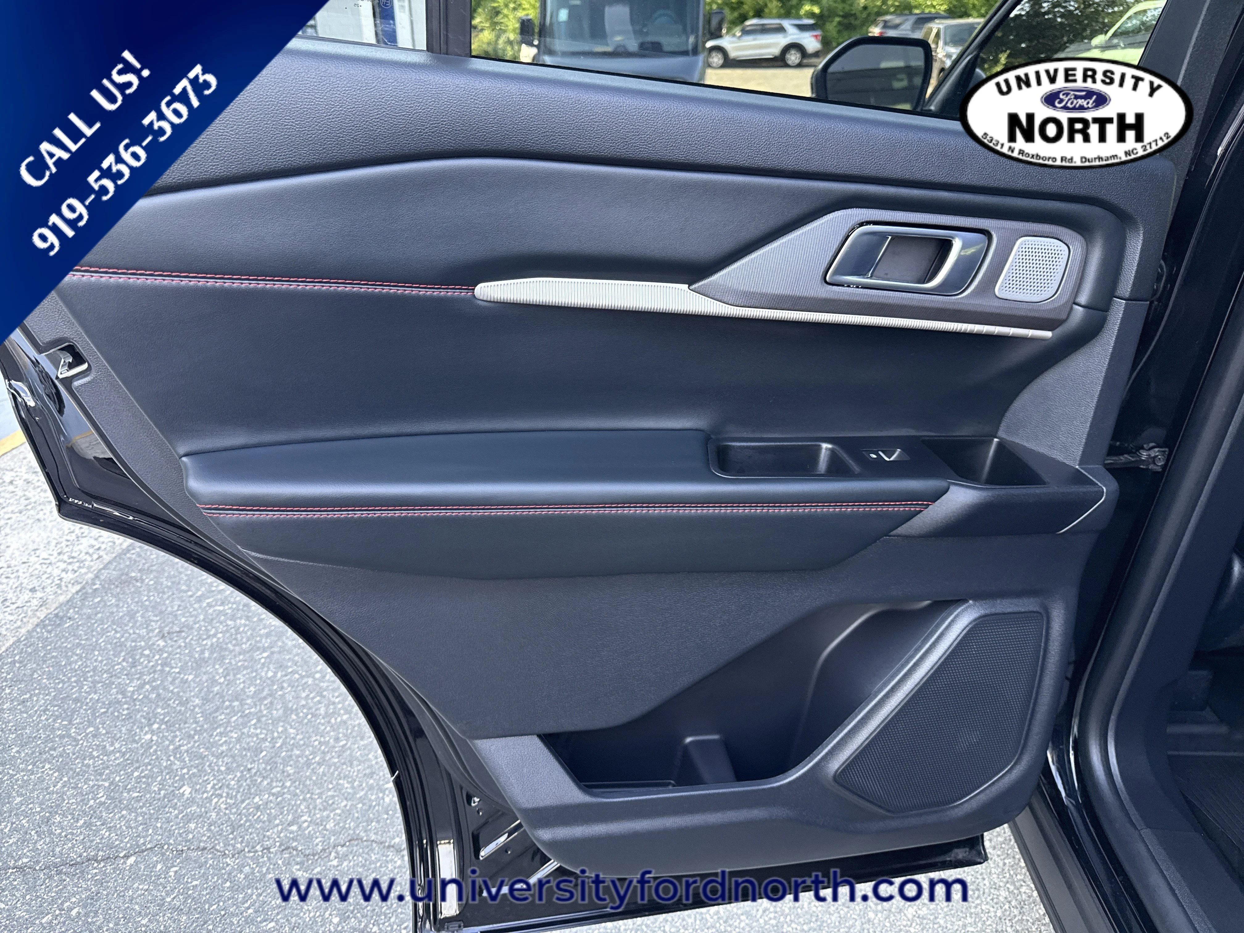 Used 2025 Agate Black Metallic Ford ST image 34