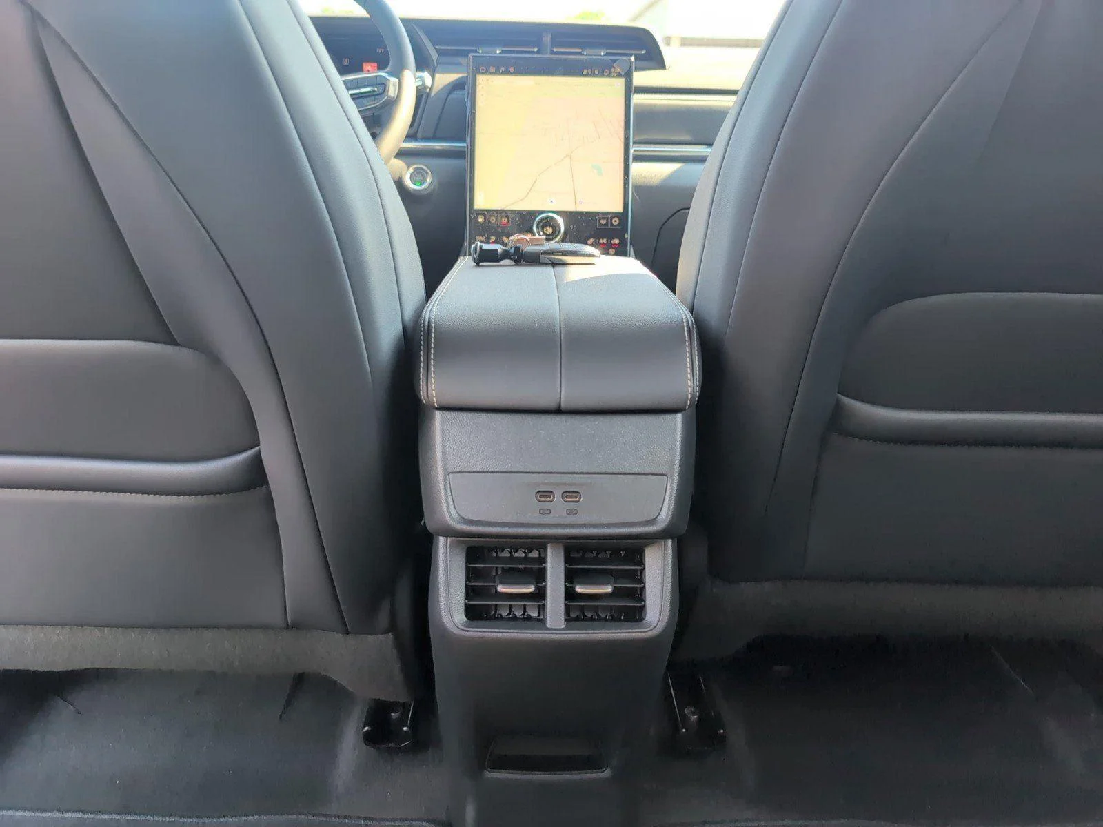 New 2026 Summit White GMC Elevation image 12