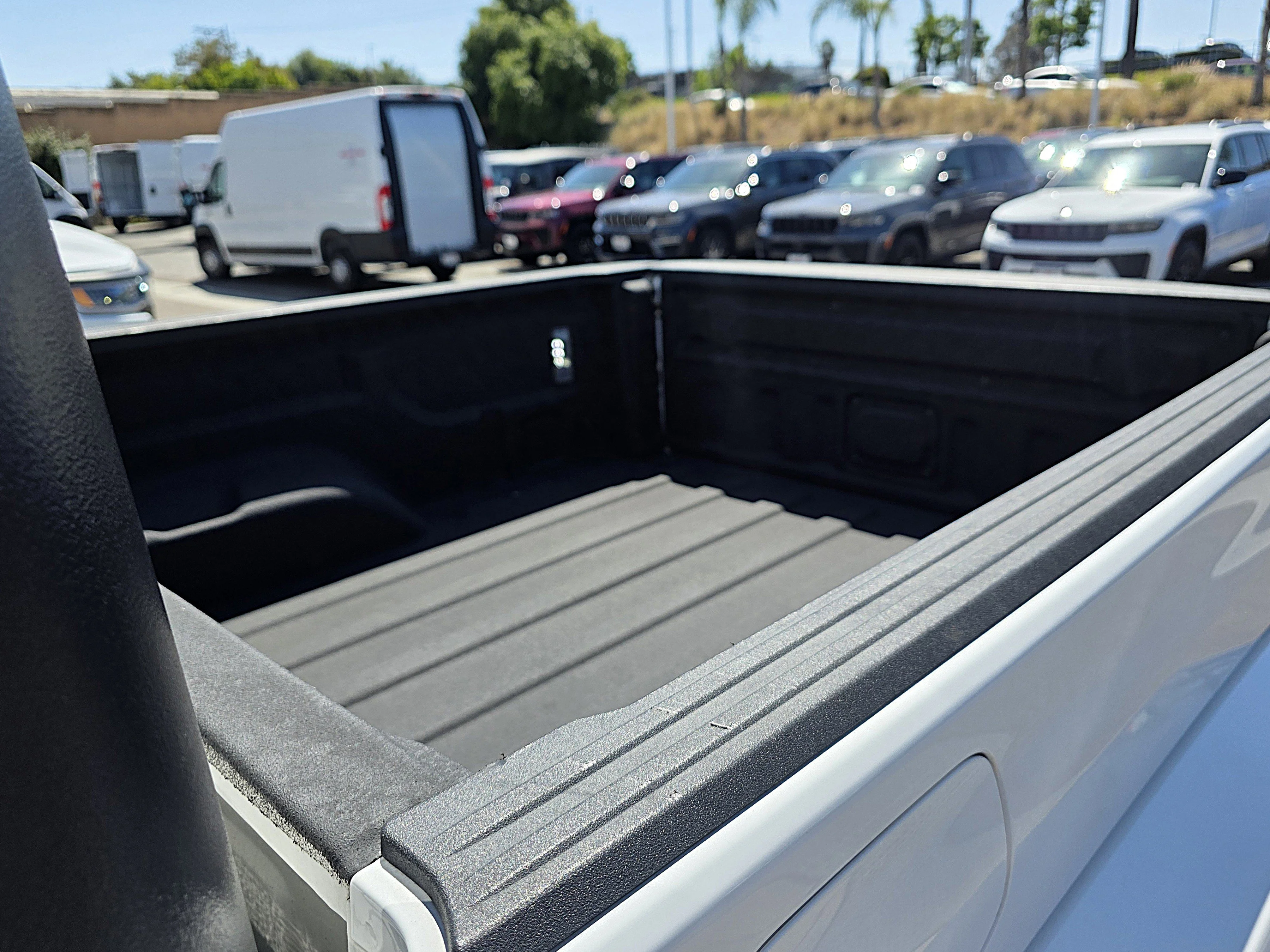 Used 2022 Bright White Clearcoat Jeep Sport image 16